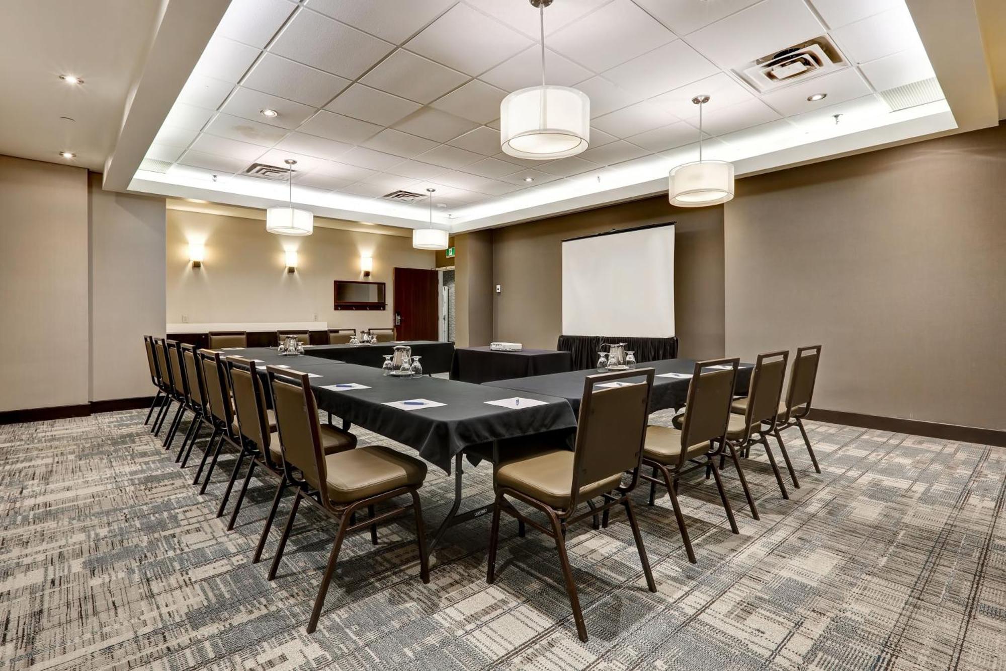 Four Points By Sheraton Toronto Місісаґа Екстер'єр фото