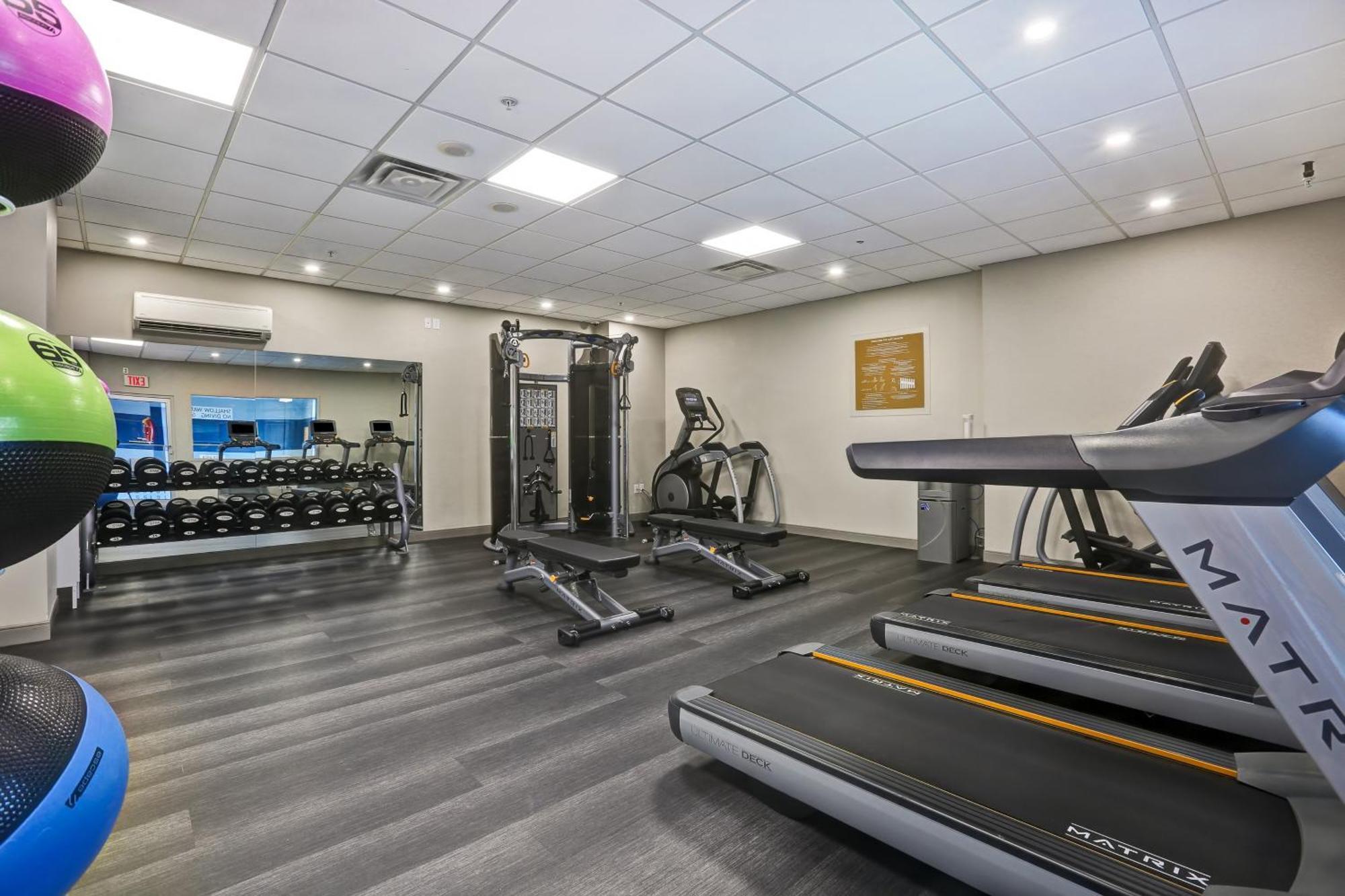 Four Points By Sheraton Toronto Місісаґа Екстер'єр фото