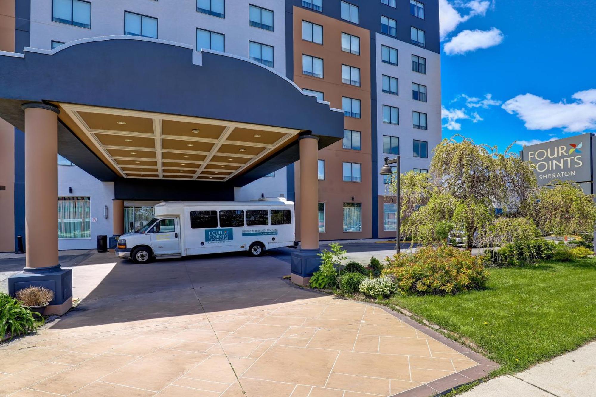 Four Points By Sheraton Toronto Місісаґа Екстер'єр фото
