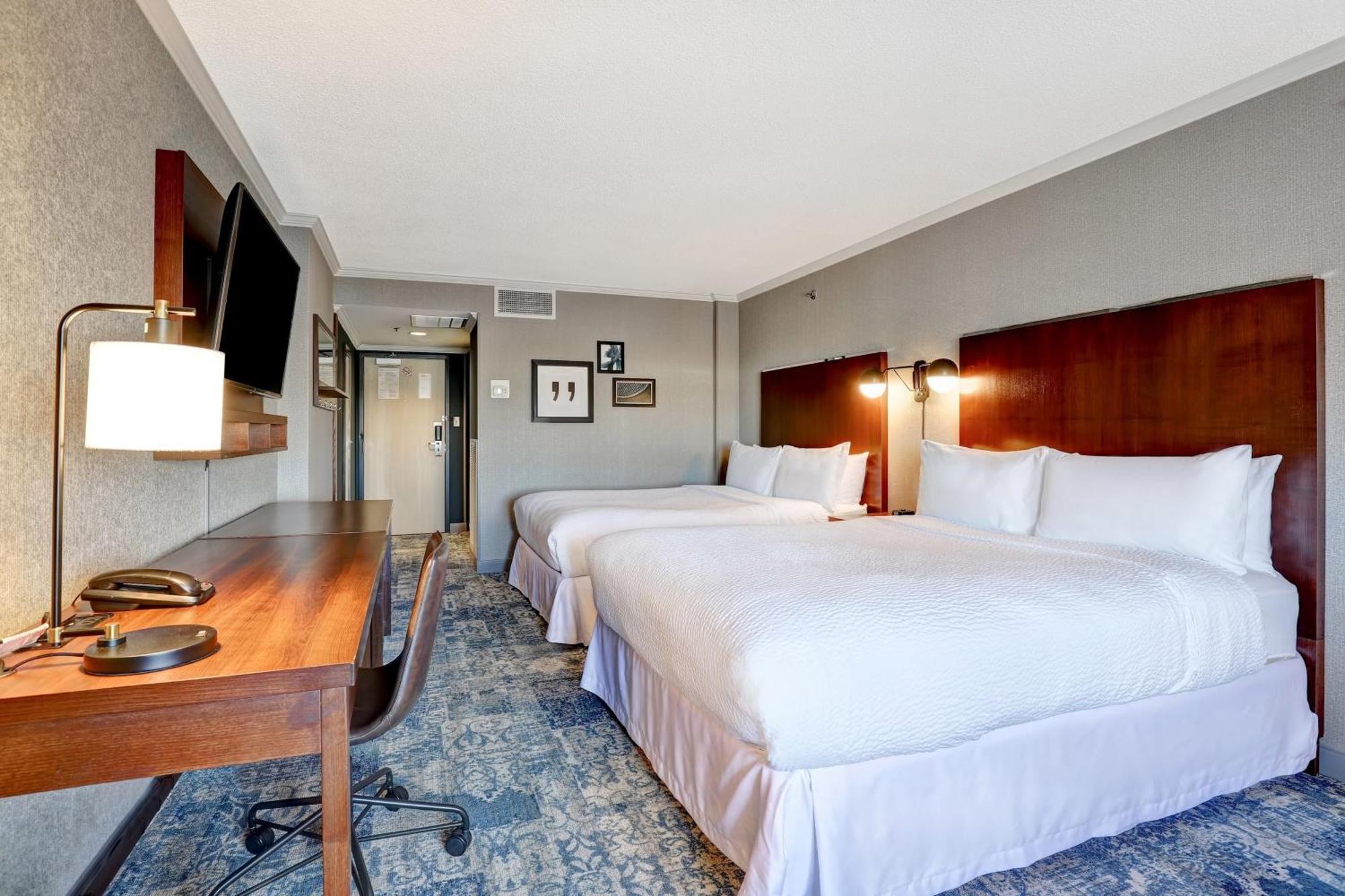 Four Points By Sheraton Toronto Місісаґа Екстер'єр фото